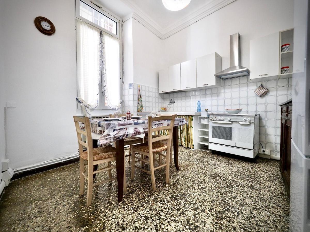 Dimora Sarzano Acquario - Genovabnb It Apartment Bagian luar foto